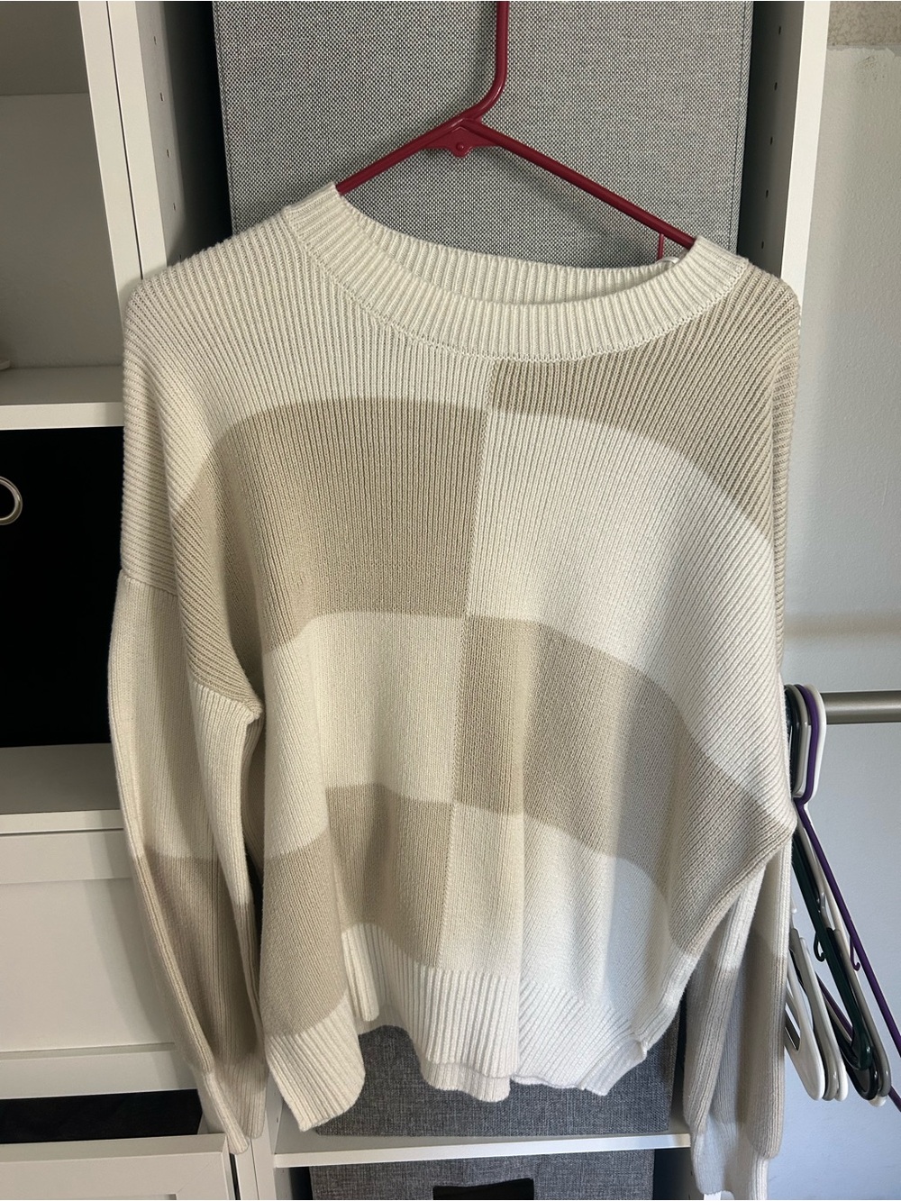 Cream & Beige Women's Knit Sweater (worn a hand full of times)